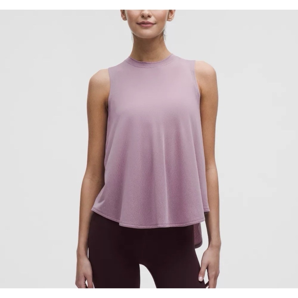 Lululemon Lightweight Split-Back Training Tank / Lavender Lux/ Size L - LW1FAUS